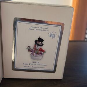 Precious Moments Snow Place Like Home Snowman ornament